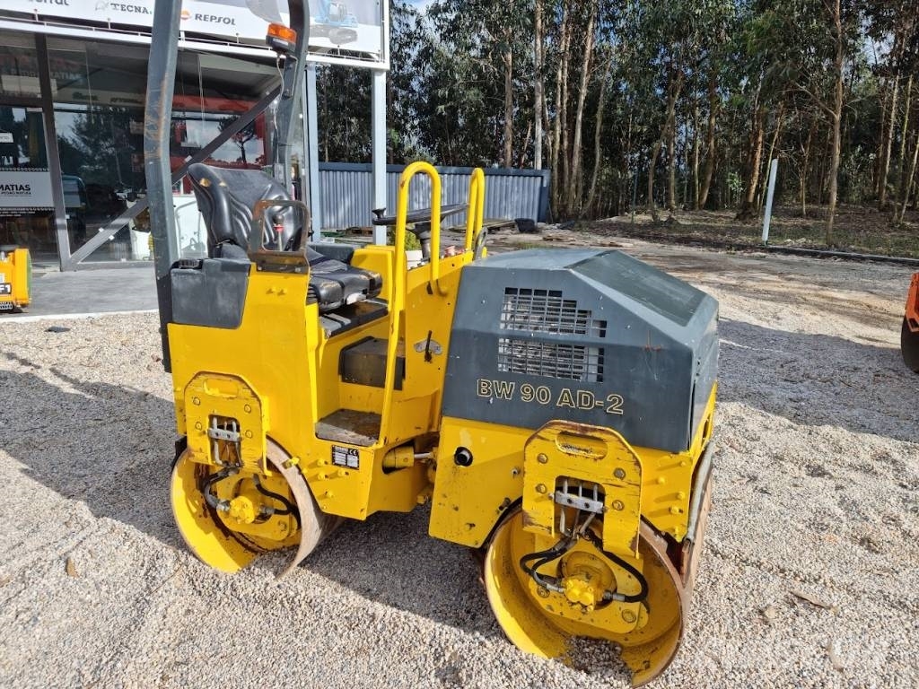 Bomag BW 90 AD-4 Rolos compactadores monocilíndricos