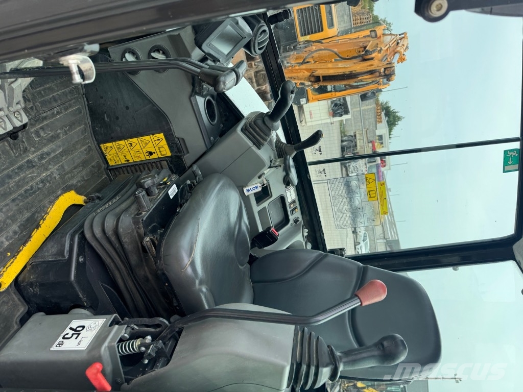 Bobcat E50Z (11717) Mini pelle < 7t
