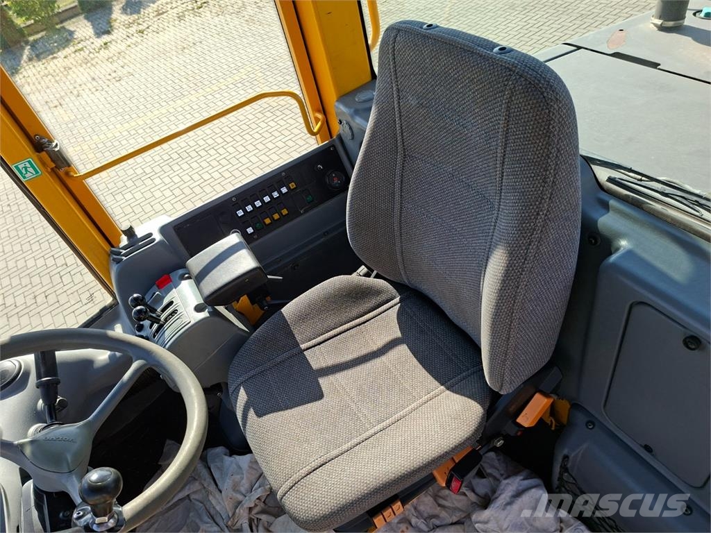Volvo L 120 E 4X4 Κατασκευές - Άλλα