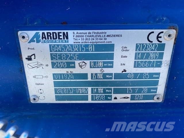 Arden Equipment SE 825 E Motores y engranajes
