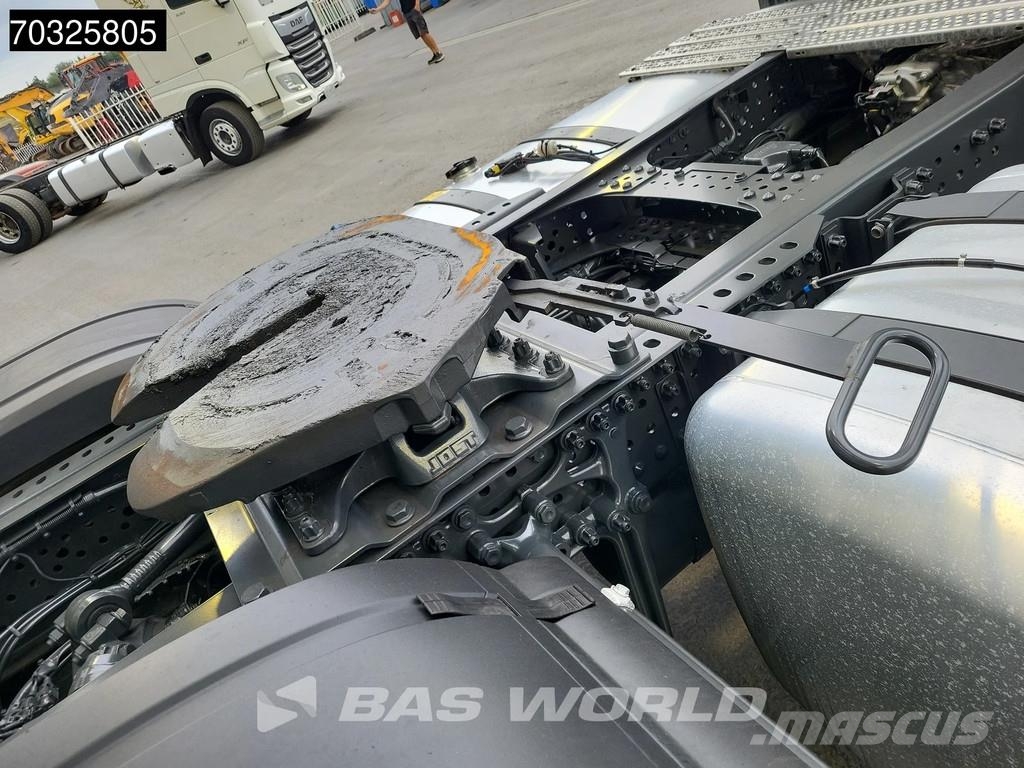 Mercedes-Benz Actros 1845 4X2 BigSpace 2xTanks Navi Sattelzugmaschinen