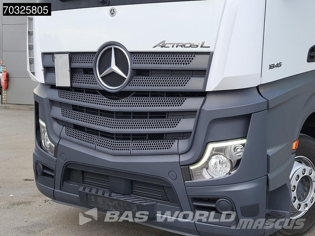 Mercedes-Benz Actros 1845 4X2 BigSpace 2xTanks Navi Sattelzugmaschinen
