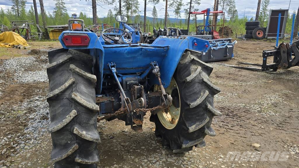 Iseki TL 3200 4x4 Traktori