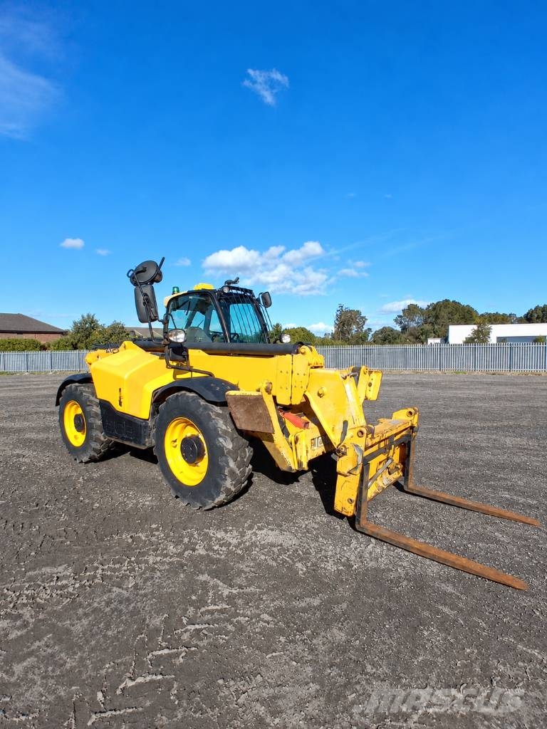 JCB 535-125 Teleskopiskie manipulatori