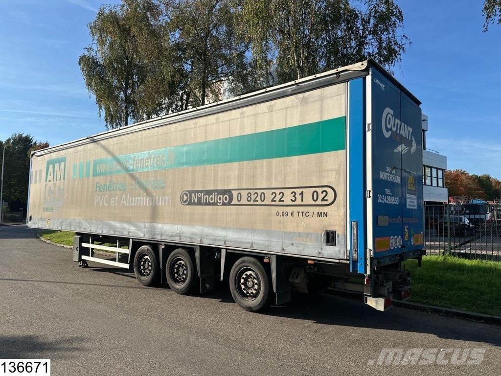 Schmitz Cargobull Tautliner Lift axle Curtainsiderauflieger