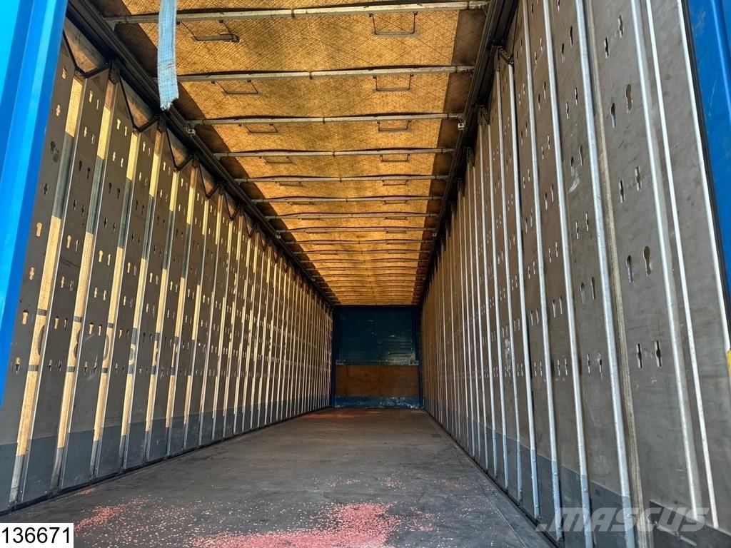Schmitz Cargobull Tautliner Lift axle Curtainsiderauflieger