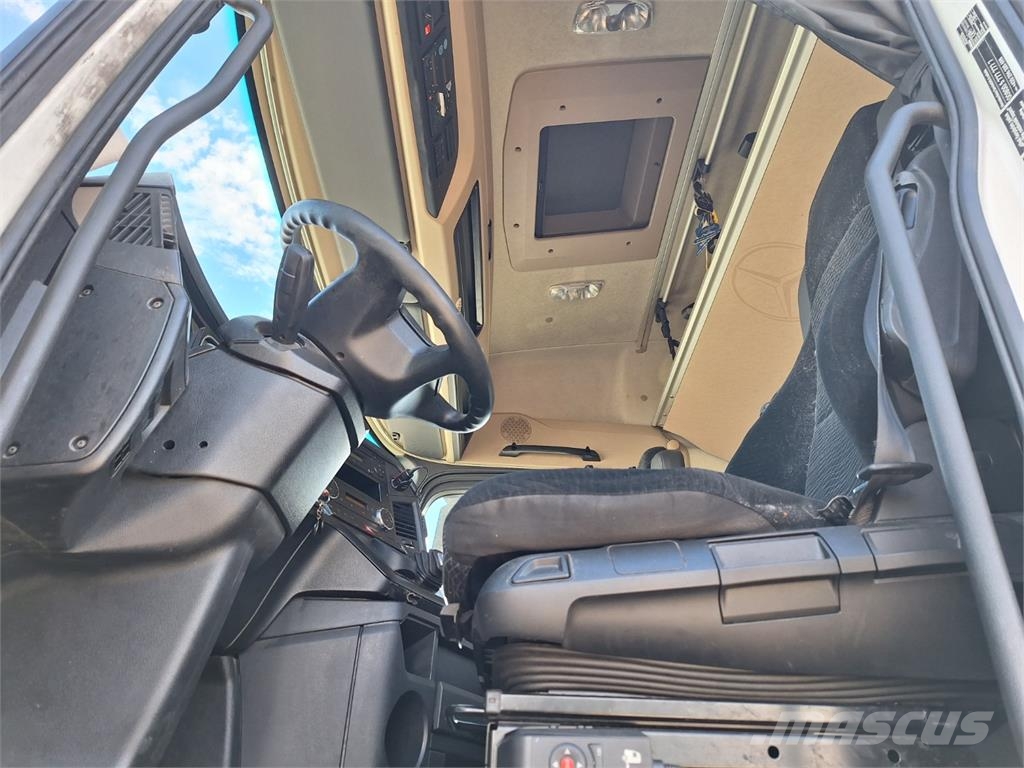 Mercedes-Benz ACTROS 1845 LS Седельные тягачи