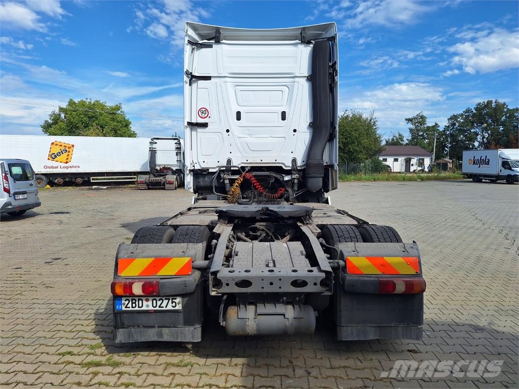 Mercedes-Benz ACTROS 1845 LS Седельные тягачи
