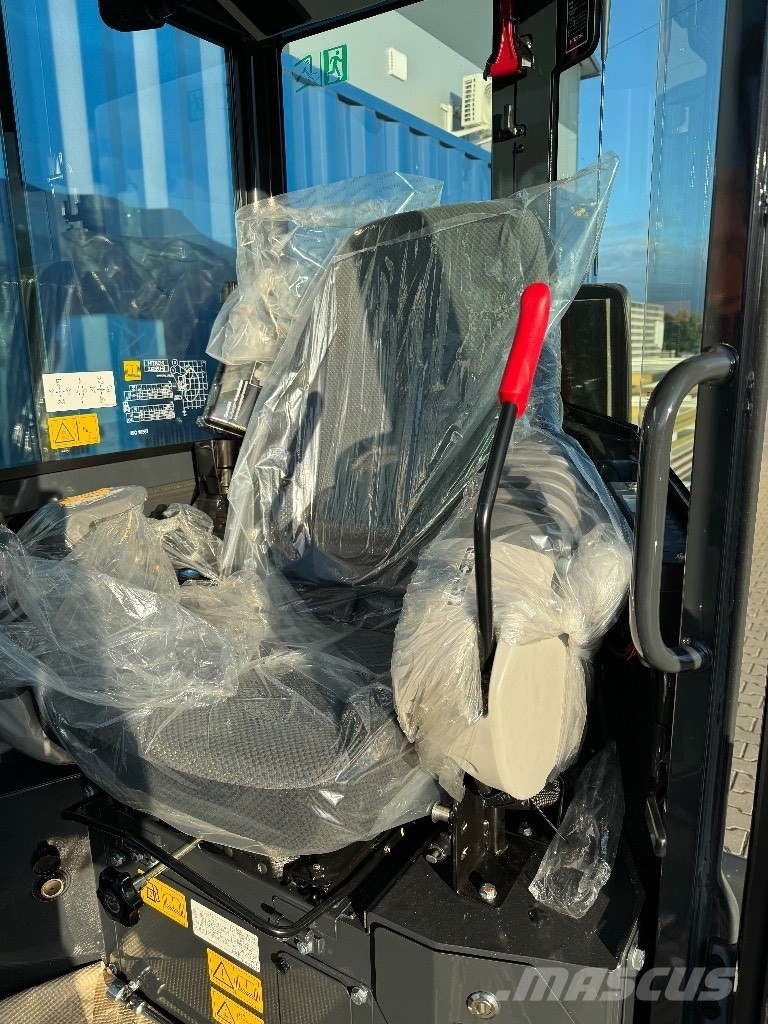 Hitachi ZX 26 U-6 حفارات صغيرة أقل من 7 طن (حفارات صغيرة)