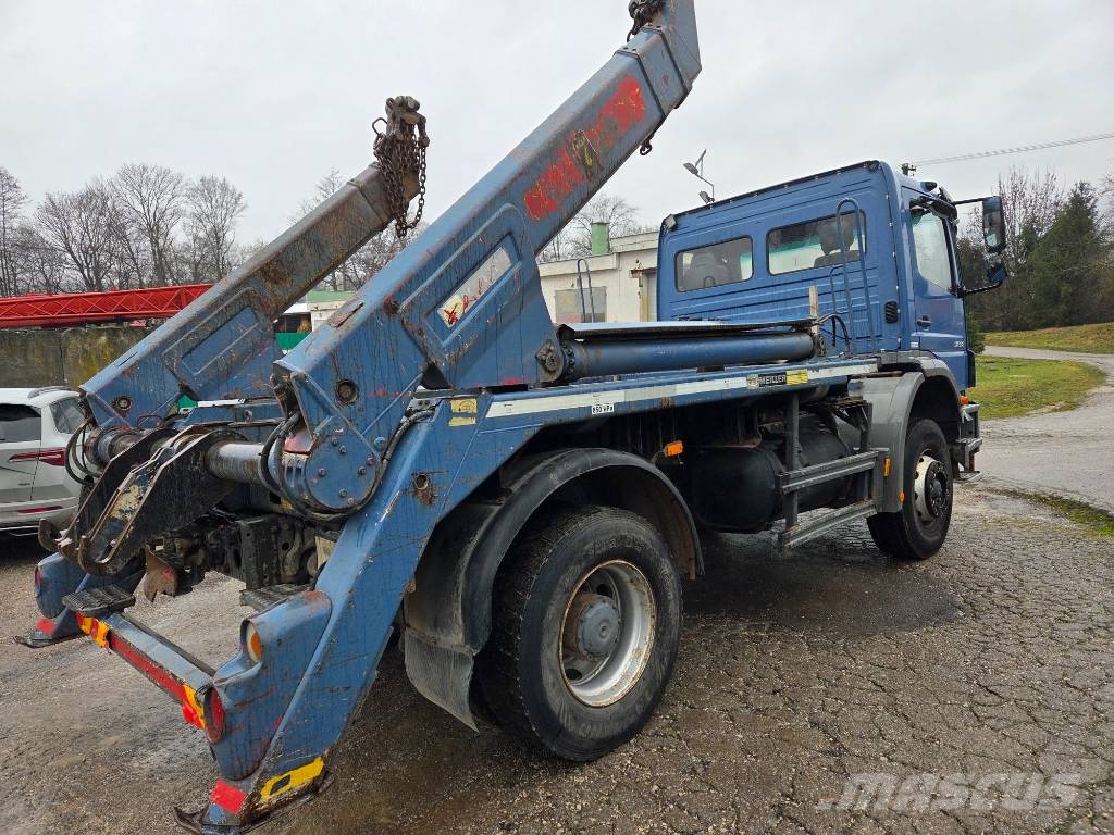 Mercedes-Benz AXOR 1828 CHAIN CONTAINER MEILLER Camiones portacubetas