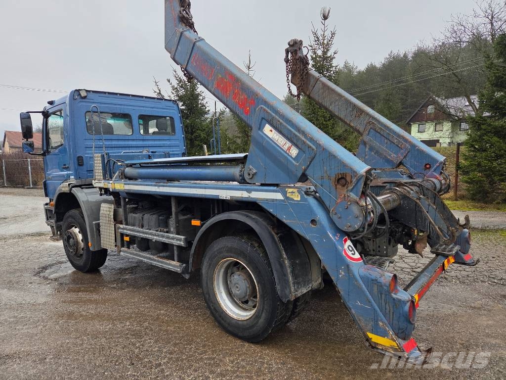 Mercedes-Benz AXOR 1828 CHAIN CONTAINER MEILLER Camiones portacubetas