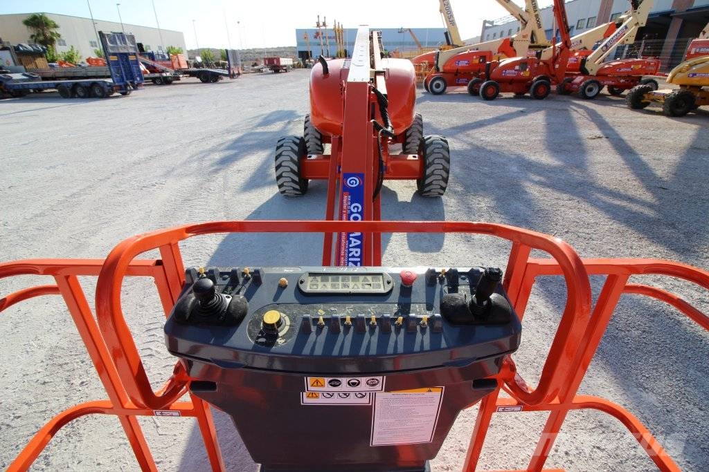 JLG 600 AJ Knikarmhoogwerkers