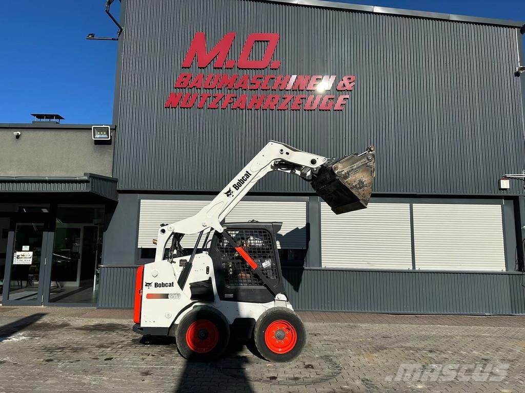 Bobcat S570 لوادر انزلاقية التوجيه