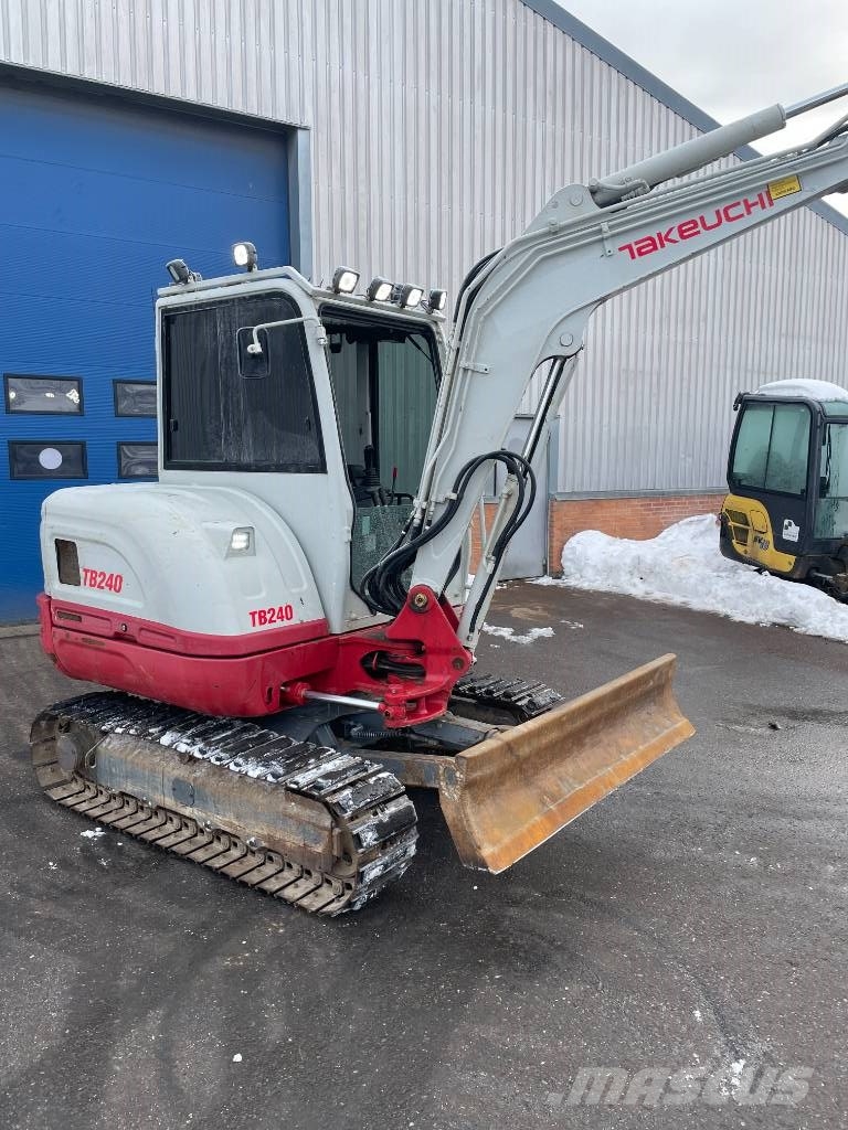 Takeuchi TB 240 Mini excavators < 7t (Mini diggers)