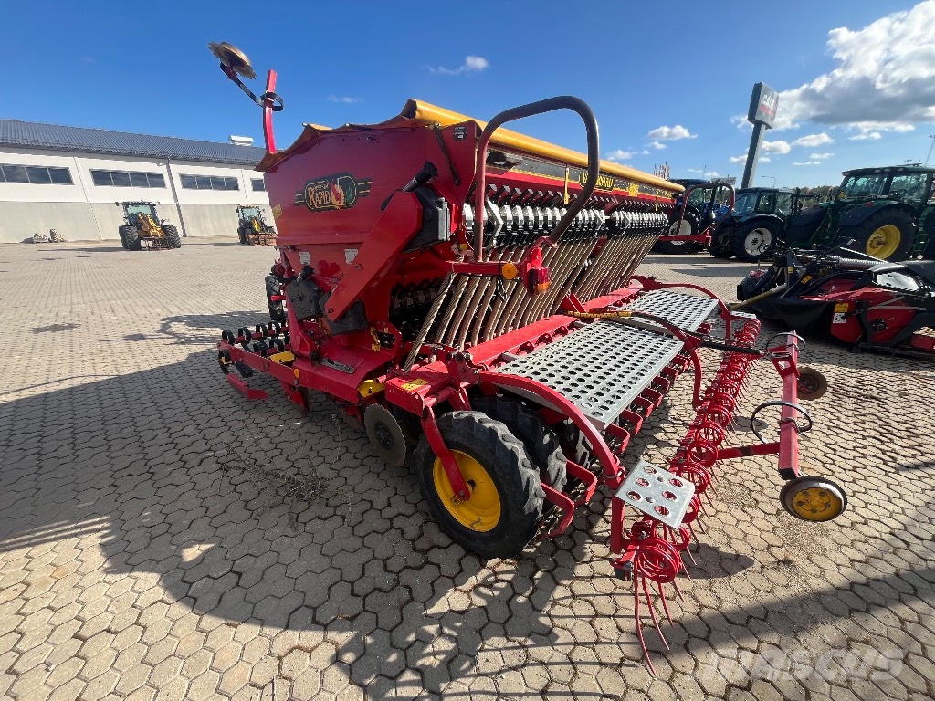 Väderstad Rapid 400C m. Frölåda 5022ha مثاقيب مدمجة