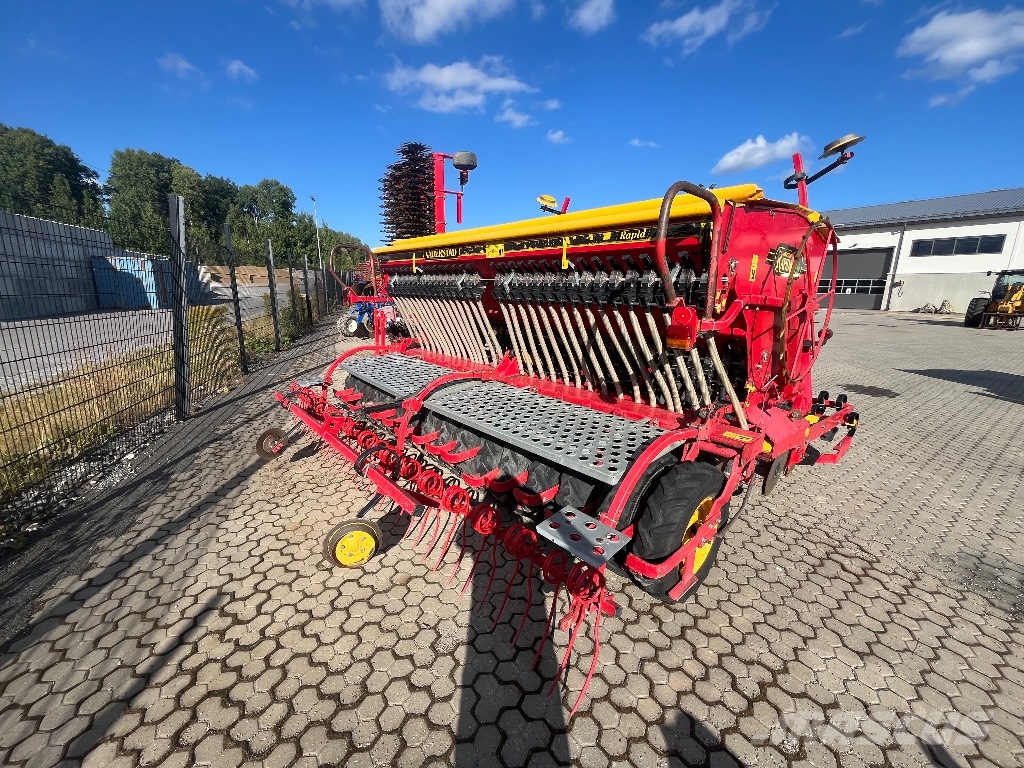 Väderstad Rapid 400C m. Frölåda 5022ha مثاقيب مدمجة