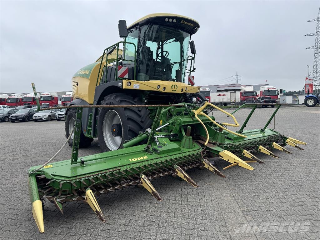 Krone BiG X 630 Фуражни комбайни