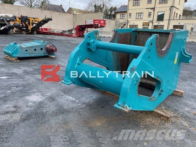 Powerscreen Pegson 44×28 Mainframe Silniki i skrzynie