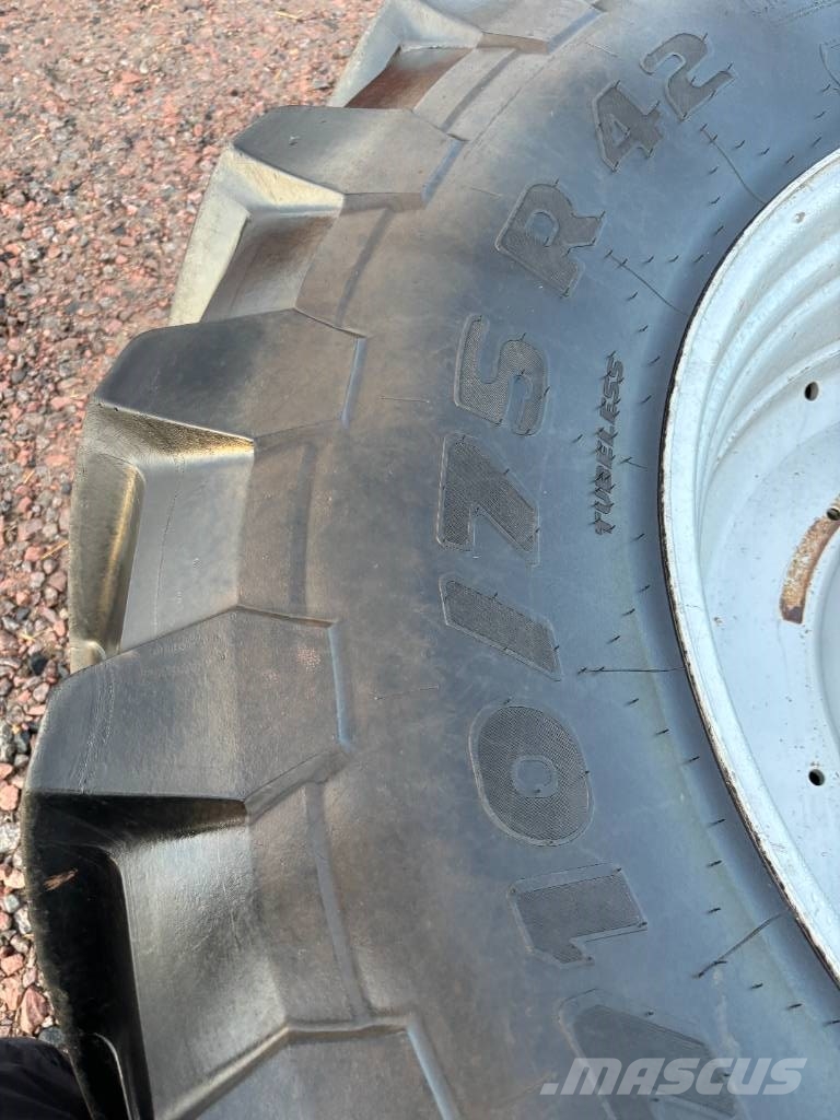 Trelleborg 710/75 R42 Pneumatici, ruote e cerchioni