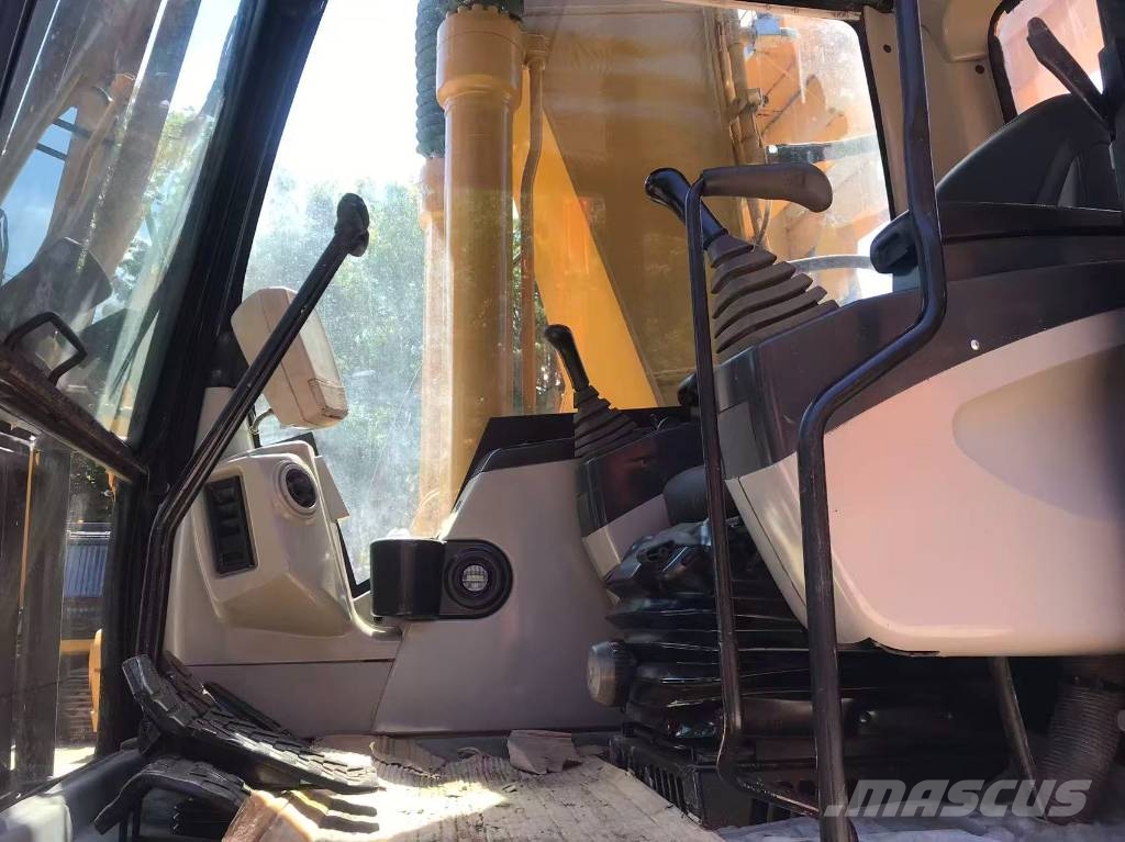 CAT 320 C L Pelle sur chenilles