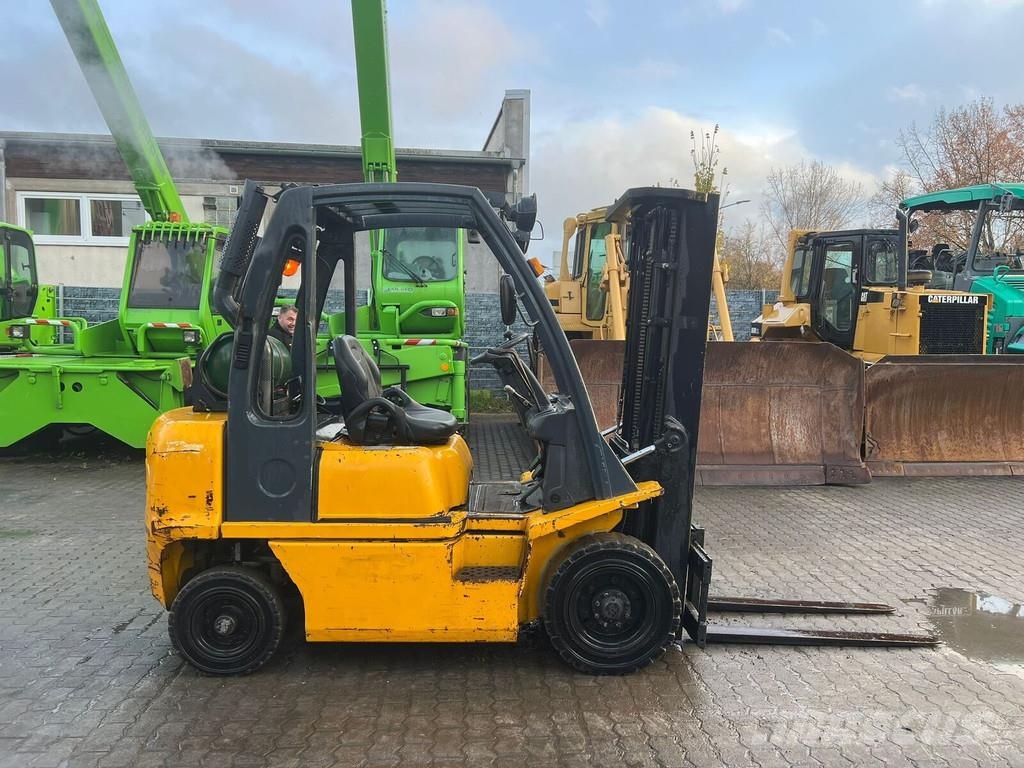 Nissan FG 25 LPG forklifts