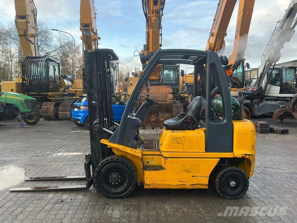 Nissan FG 25 LPG forklifts