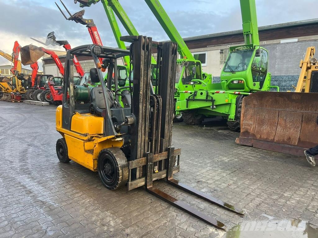 Nissan FG 25 LPG forklifts