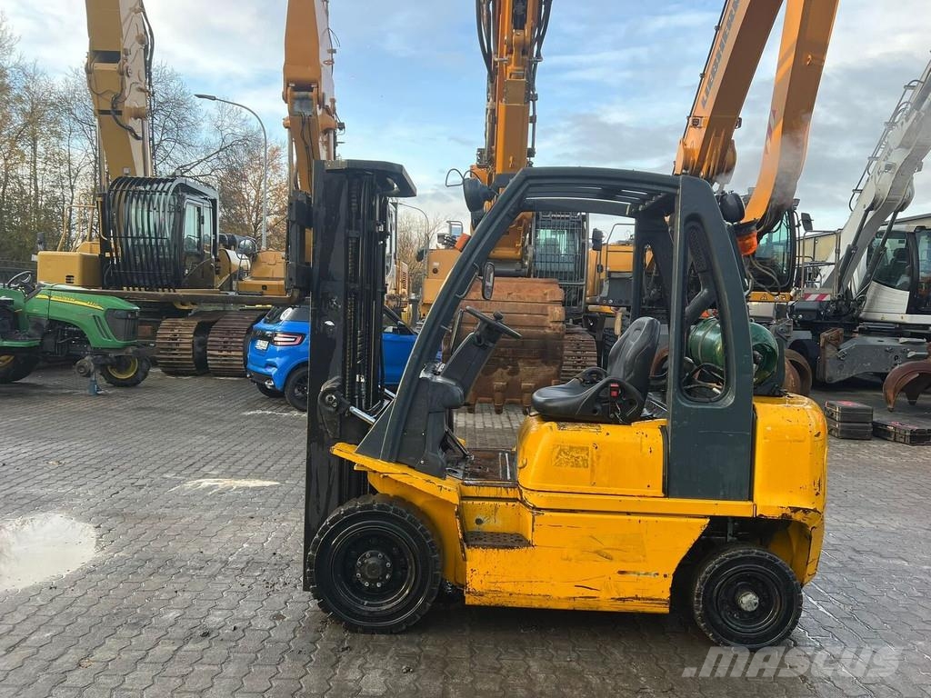 Nissan FG 25 LPG forklifts