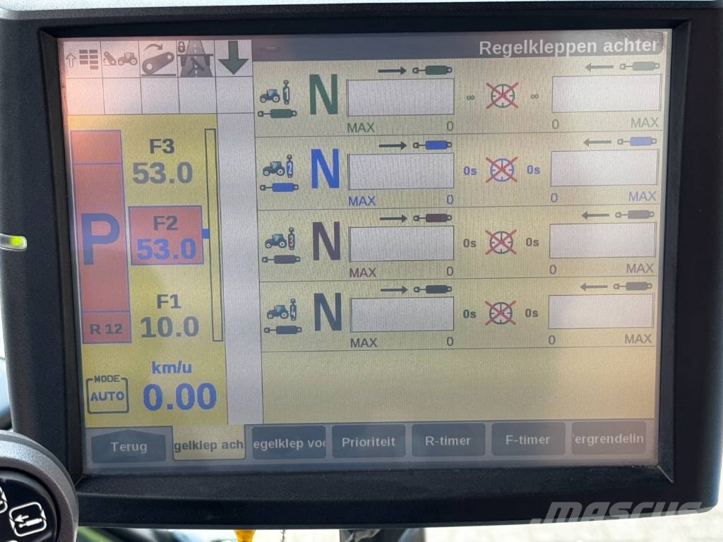 New Holland T7.225AC, frontlinkage, 2021, 3642 hours!! Tractoren