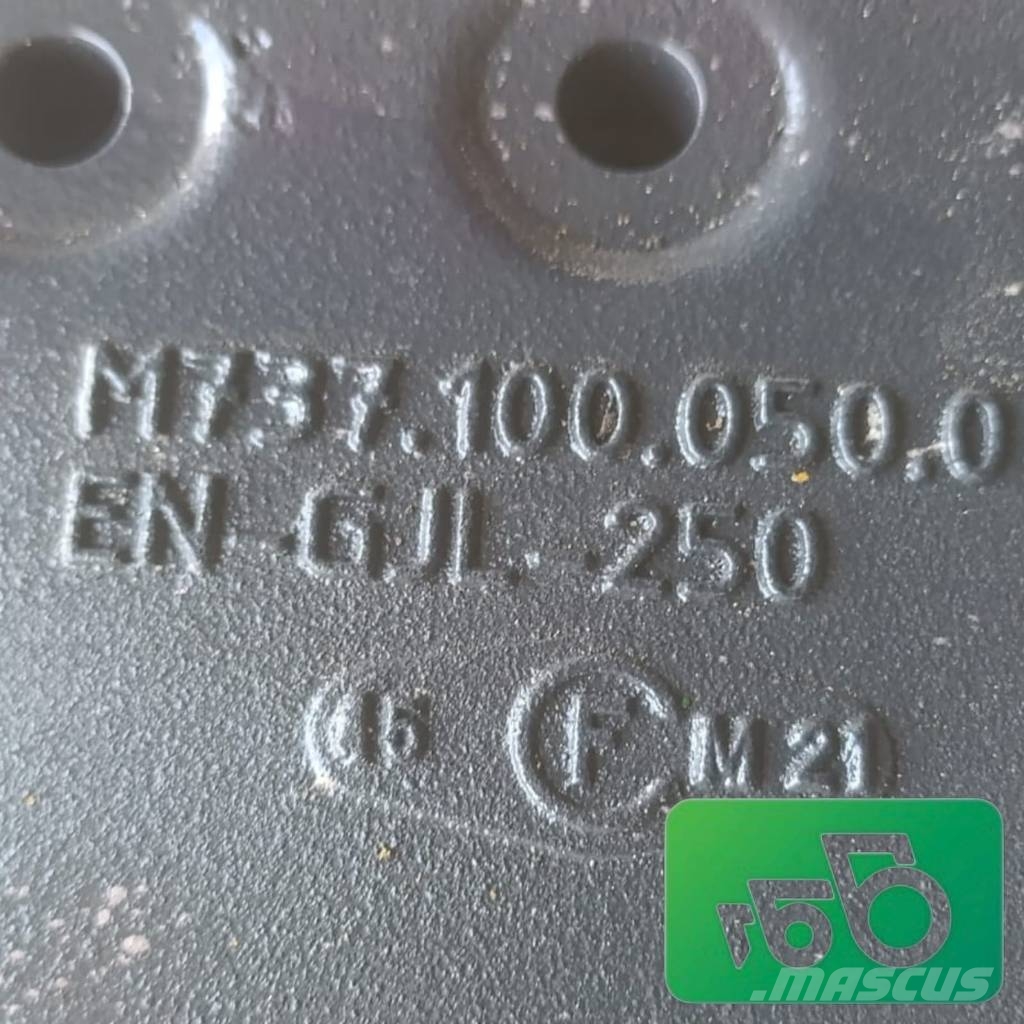 Fendt 720 Gearbox Housing M743100320400 الشاسيه والتعليق