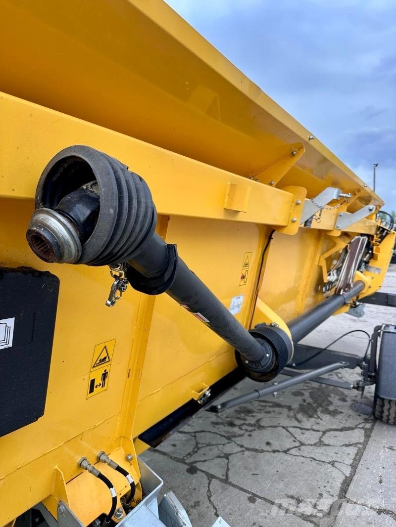 New Holland Varifeed 12.5 + Ziegler Schneidwerkswagen 하비스터 헤드