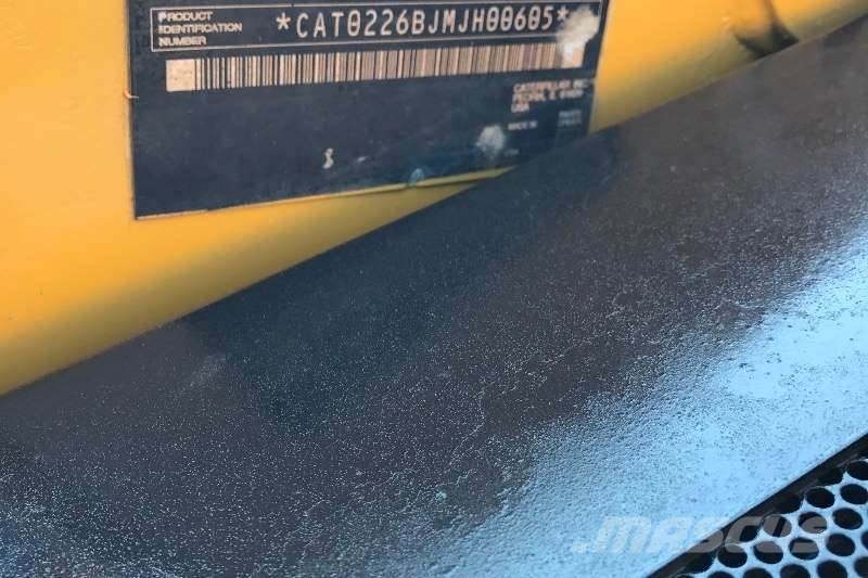 CAT 226B Outros Camiões