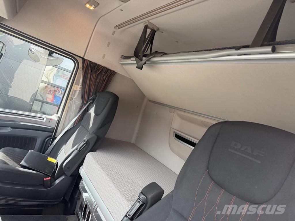 DAF XF 450 6x2 HMF 3220 K6+Fly jib ,Winch Euro 6D A/T 크레인