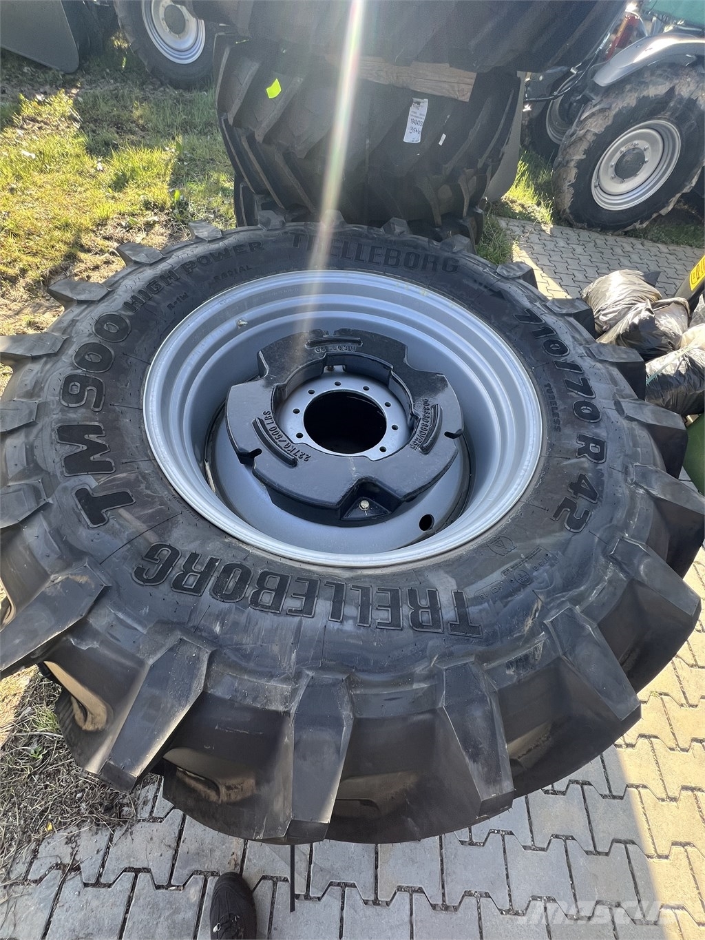 Case IH MAGNUM 400 AFS Connect Traktoriai