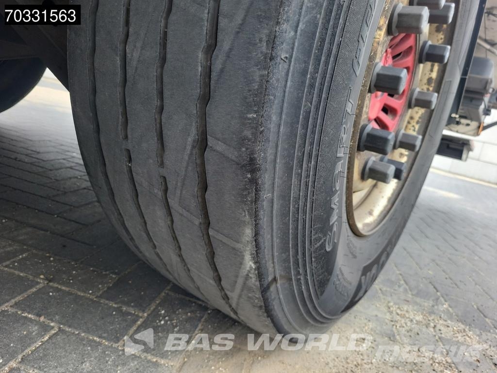 Krone SD Tailgate Lift Axle 250x270cm Semi-reboques com temperatura controlada