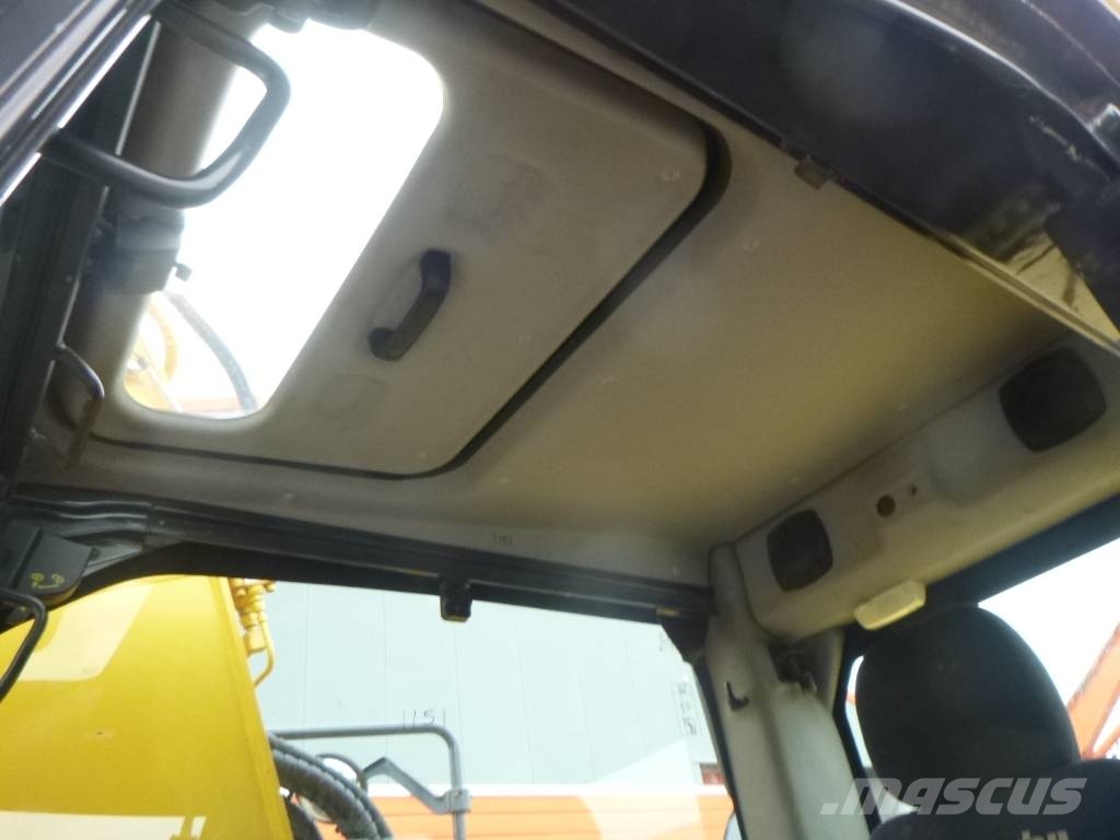 Komatsu PC 138 US-11 Excavatoare pe șenile
