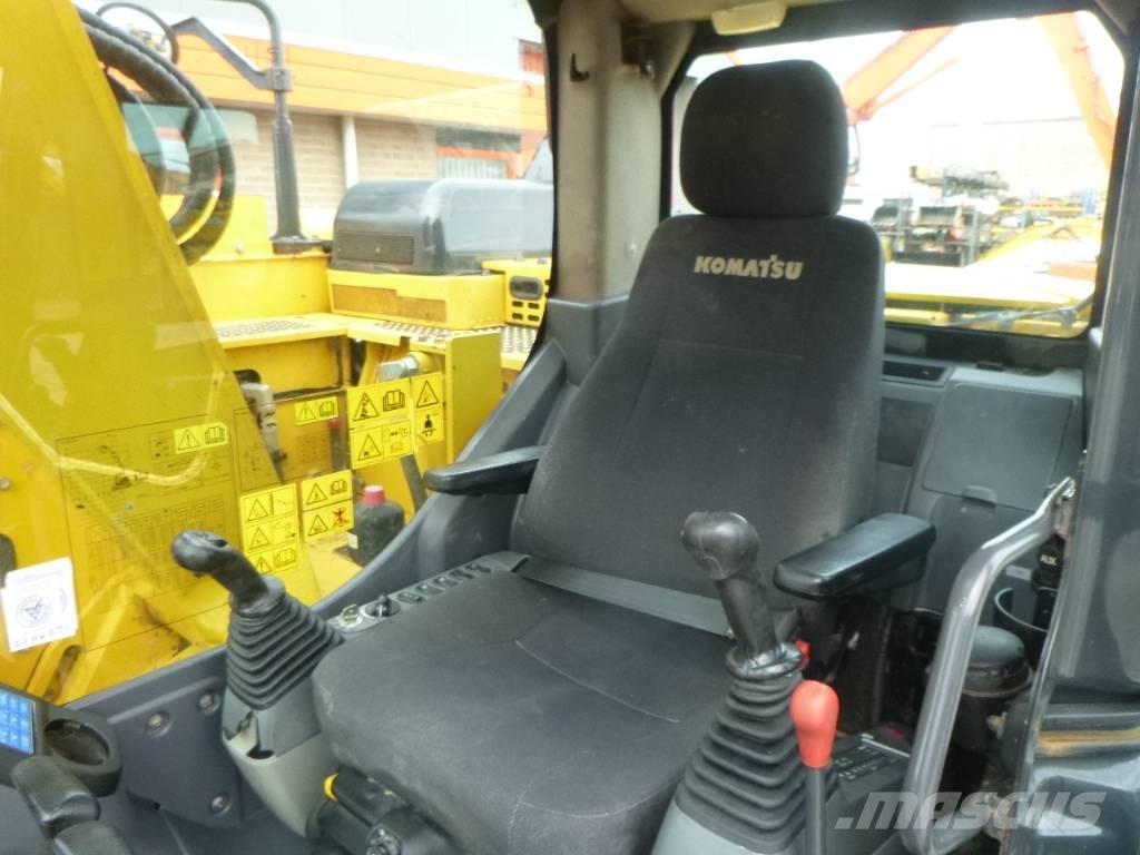 Komatsu PC 138 US-11 Excavatoare pe șenile
