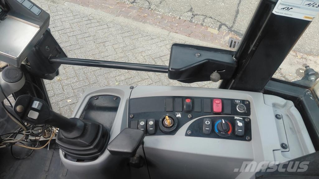 CAT 908H forks and bucket / weight system Rataslaadurid