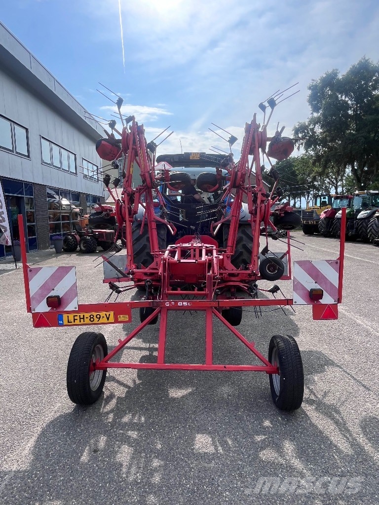 Kuhn GF 8501 T O مكابس وميبسات التبن