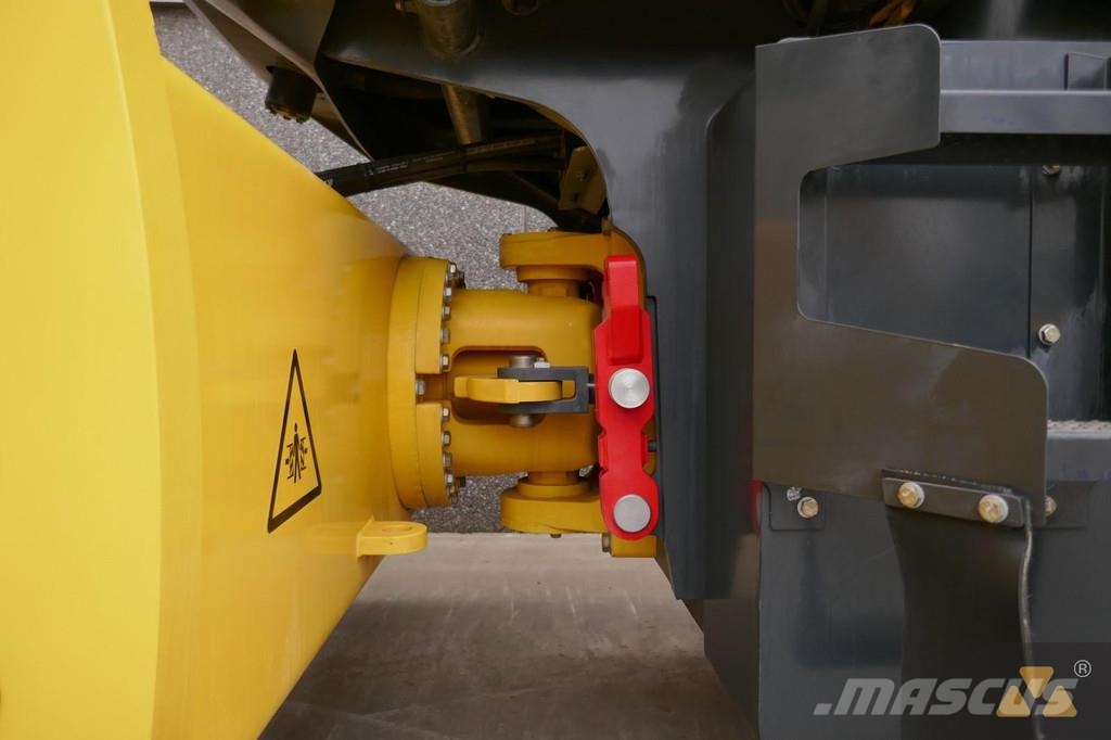 Bomag BW226-5CL مداحل أحادية الأسطوانة