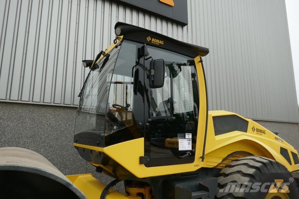 Bomag BW226-5CL مداحل أحادية الأسطوانة
