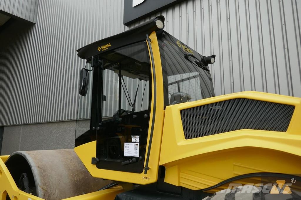 Bomag BW226-5CL مداحل أحادية الأسطوانة