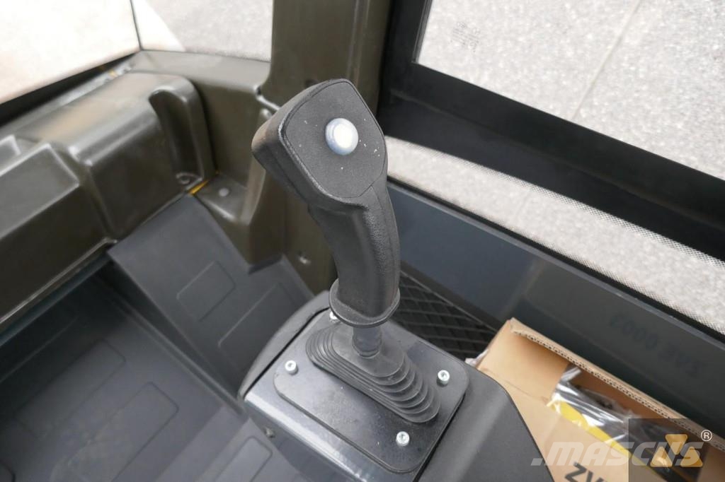 Bomag BW226-5CL مداحل أحادية الأسطوانة