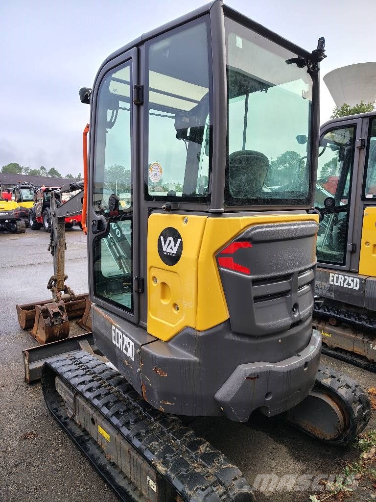 Volvo ECR 25 D Mini excavadoras < 7t
