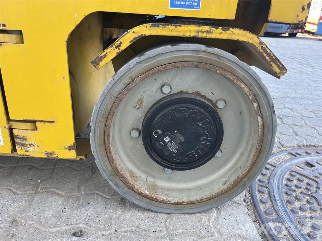 GMG 4046-ED رافعات مقصية الشكل