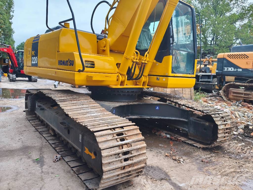 Komatsu PC 220-7 履带挖掘机