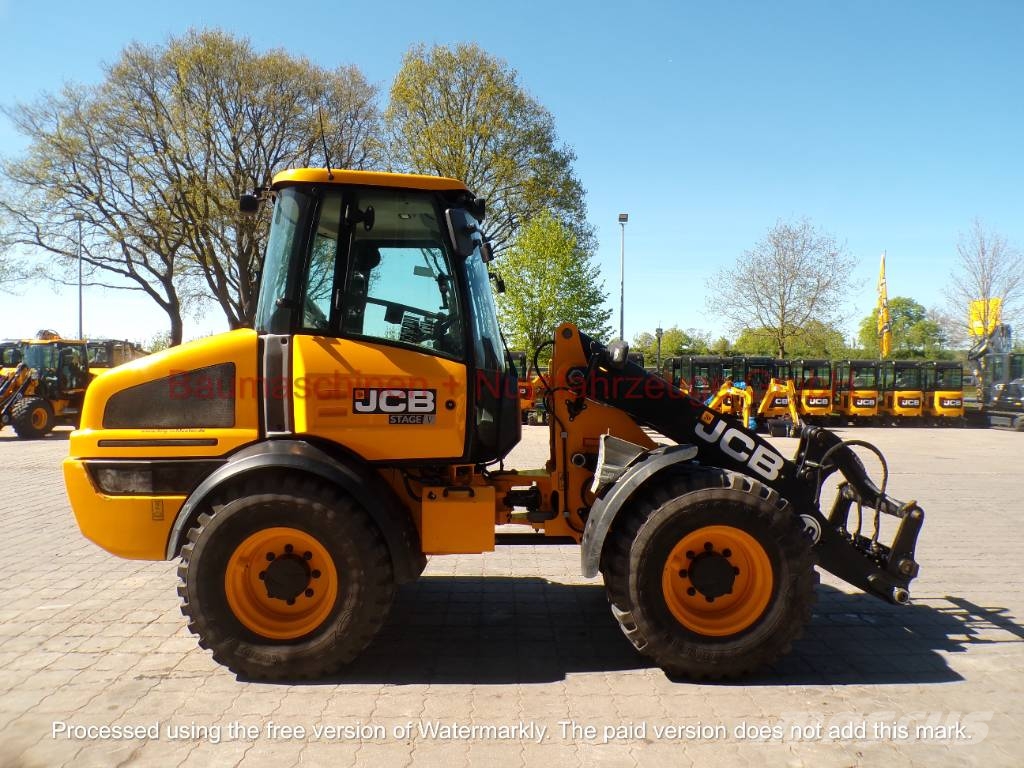 JCB 409 gebraucht BJ 2024 600h Utovarivači na kotačima