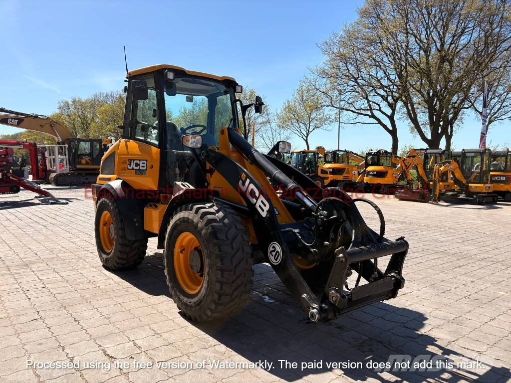 JCB 409 gebraucht BJ 2024 600h Utovarivači na kotačima