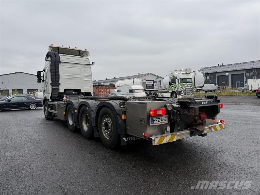 Volvo FH13 540 8X4 tridem Kuorma-autoalustat
