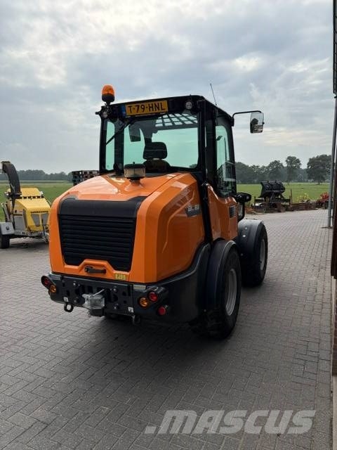 GiANT Doosan Develon G5000 DL80 لوادر بعجل